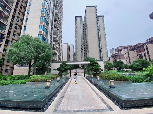 广州番禺大石碧桂园藏珑府大石住宅小区 碧桂园藏珑府三房 现代简约风