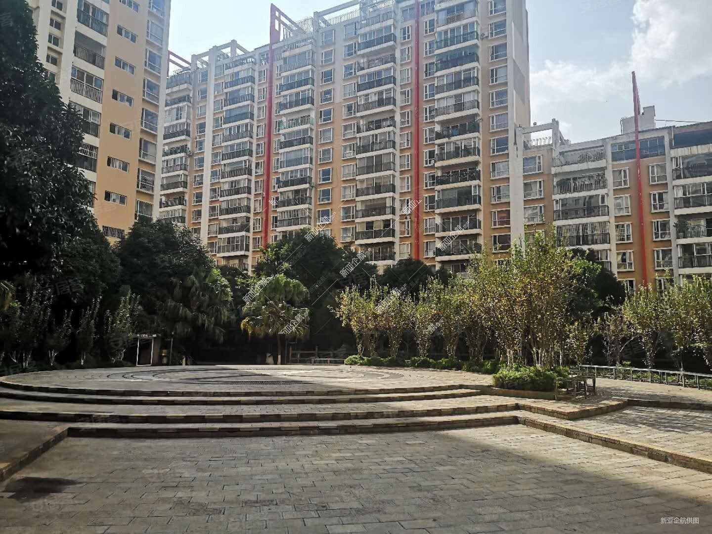 万宏国际穿金路地铁站5号线旁怡康花园精装修电梯房板房南北通透,怡康