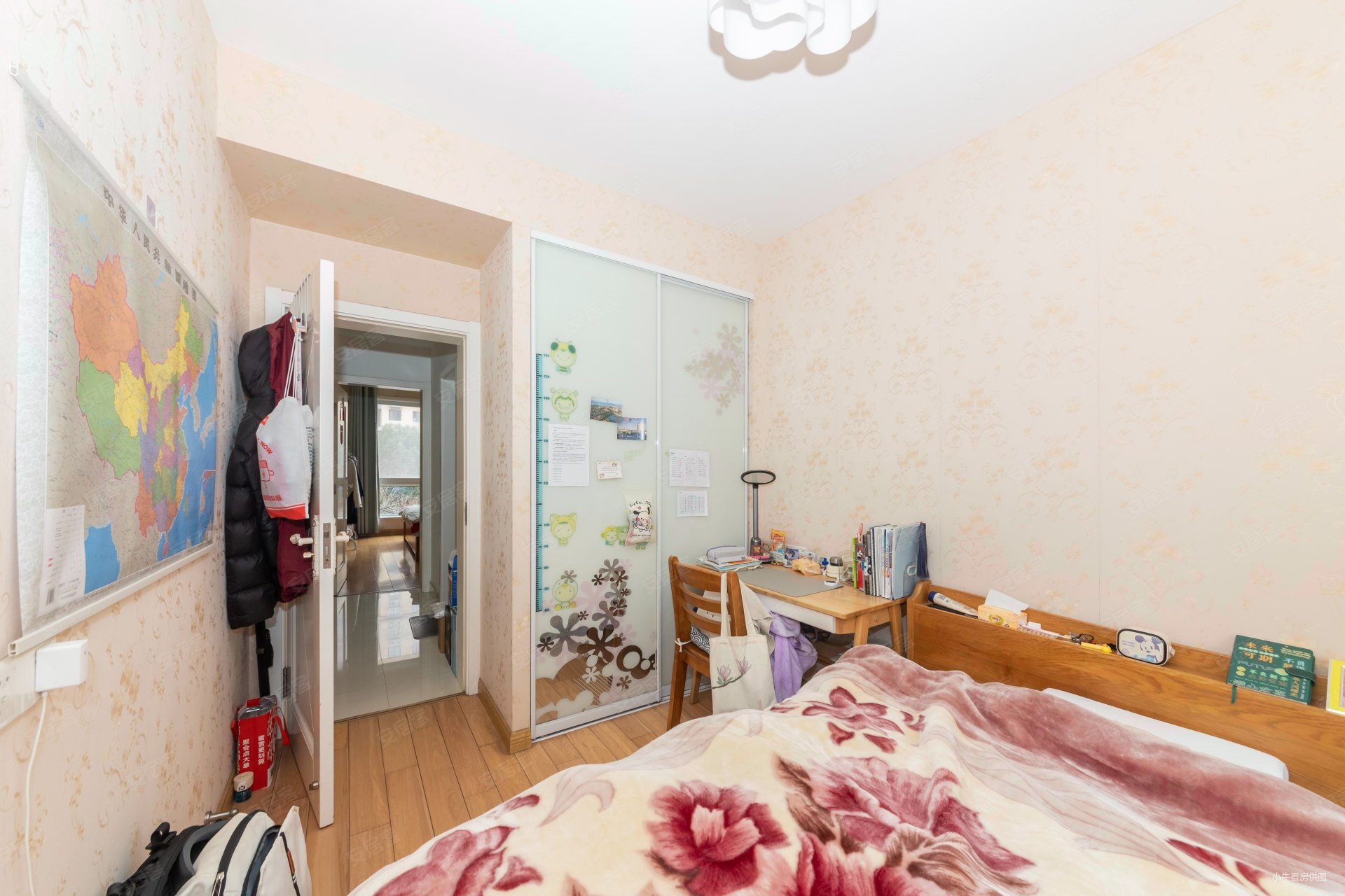 新景花苑(一期)2室2厅1卫81.59㎡南66万