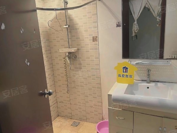 北京房山长阳加州水郡西区(三期)加州水郡西向两居室,直接入住,看房方便,配套齐全,干净整洁出租房源真实图片