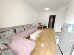 淮南寿县空港无甲醛不是串串房 三房三空调大沙发 阳台已封 家电家具齐全出租房源真实图片