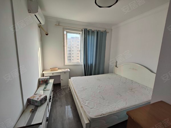 上海奉贤金汇敬贤雅苑敬贤雅苑 1室1厅1卫 电梯房 精装修 59平出租