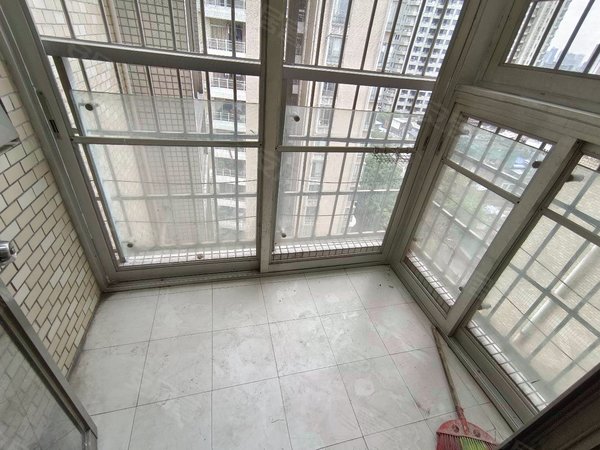 【多图】富力广场s区,龙津租房,新净三房带主套 采光好 视野开阔,荔湾