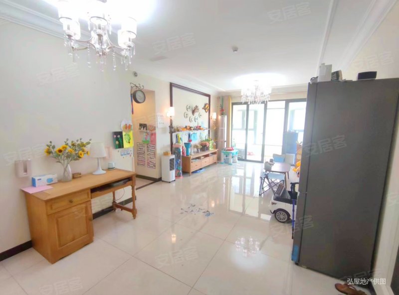 济南大学 精装好房 板楼 近医院 双卫 次新小区 南北通透,恒大睿城