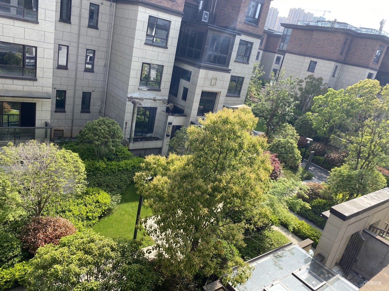 九龙湖 叠墅,上下三层使用面积近300平,新力禧园(别墅)二手房,220万,4