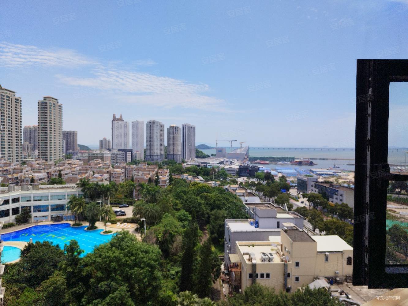 华景花园高层海景,东南向,很少出售的户型,真的漂亮!