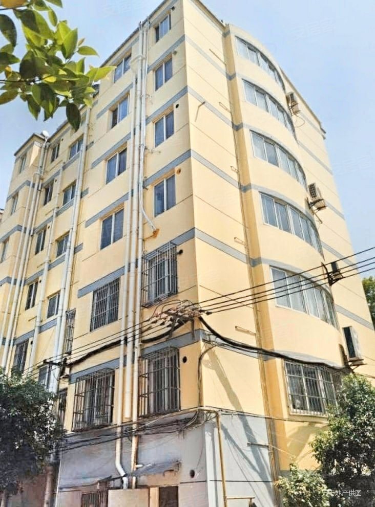 百家湖咫尺一号五号双地铁竹小竹中中间楼层万欣花园蓝天公寓