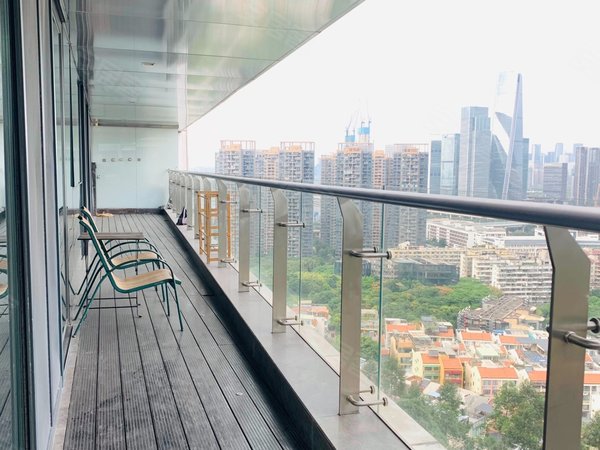 深圳南山前海汉京九榕台俯瞰前海汉京九榕台4房4卫360度阳台看房方便