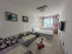 丹东元宝新柳步行街林江名城，电梯14楼，包取暖物业，家电全有空调出租房源真实图片