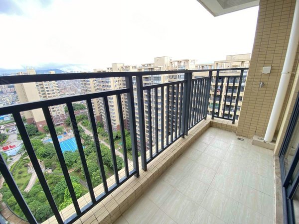 珠海珠海周边中山逸骏星园近珠海逸骏星园全新精装三房看房方便出租