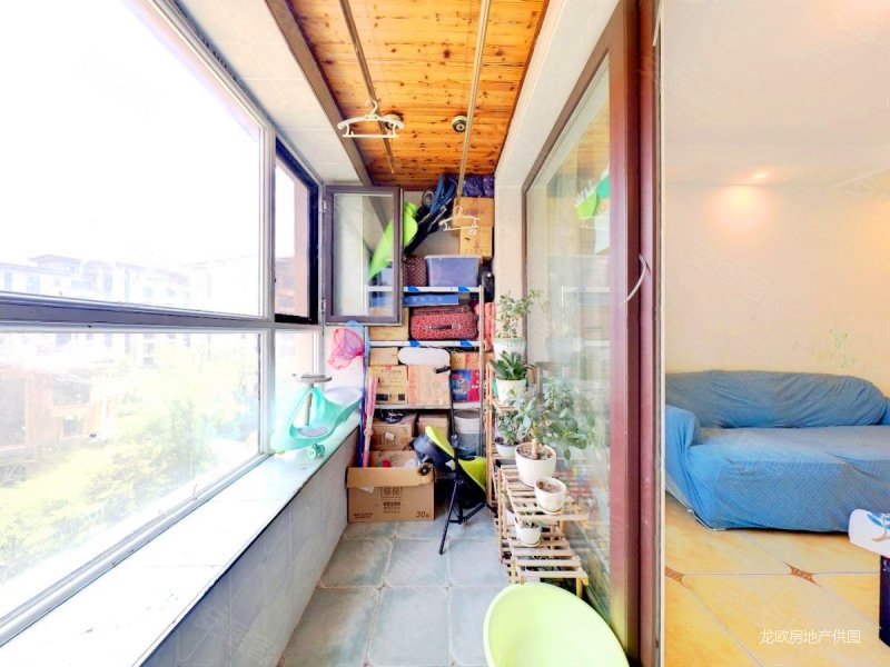 龙湖香醍蓝湾2室2厅1卫89.67㎡南129万