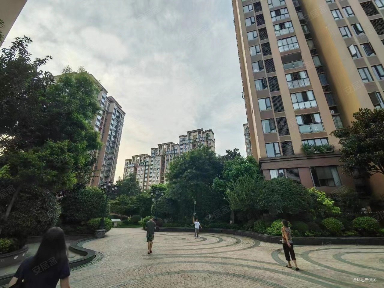 成都房产网>成都二手房>武侯二手房>外双楠二手房>金辉枫尚>