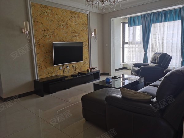 恒大绿洲三期精装修南北通透第一次出租家电家具齐全拎包即住