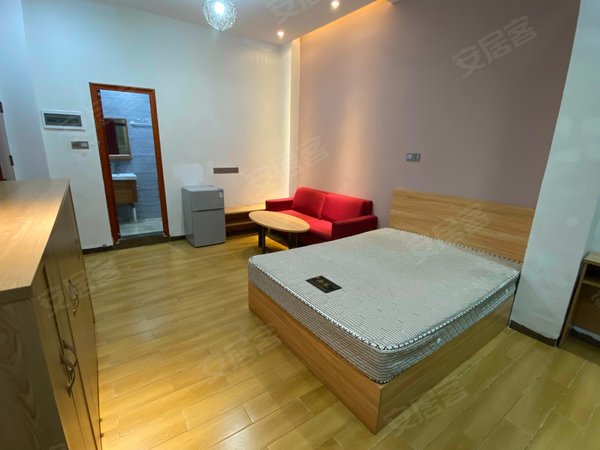 广州天河东圃宦溪涌岩街7号小区三溪地铁站 公寓大单间近杨桃公园公交