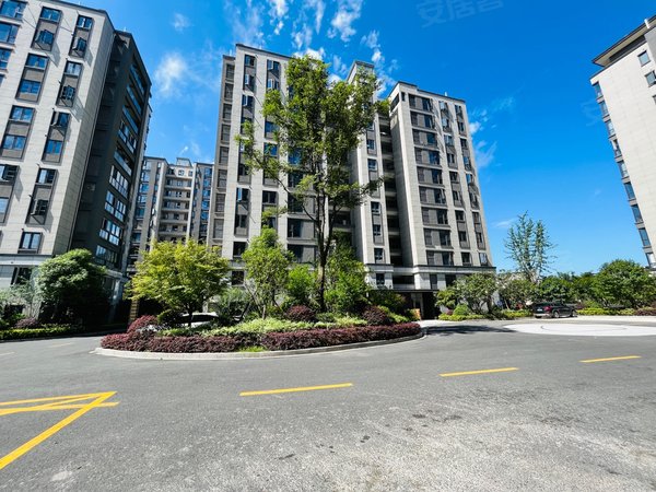 【多图】美和院(公寓住宅),银湖租房,地铁口住宅美和院3房2卫 自住