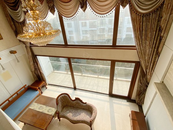 青岛崂山浮山前鲁信未央花园290平 挑空复式海景房 两层大阳台 海龙路