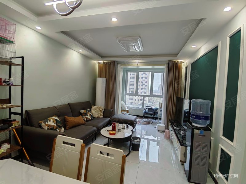 东冠逸品龙湾8623平77万可议3室2厅1卫