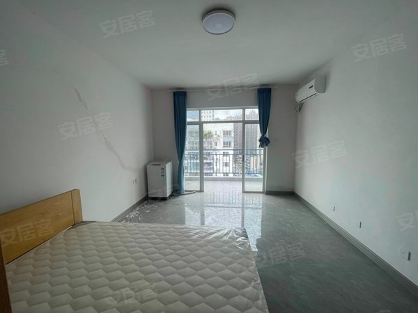 【多图】凤岭佳园,凤岭北租房,凤岭北(押一付一)小区带阳台单间 民水