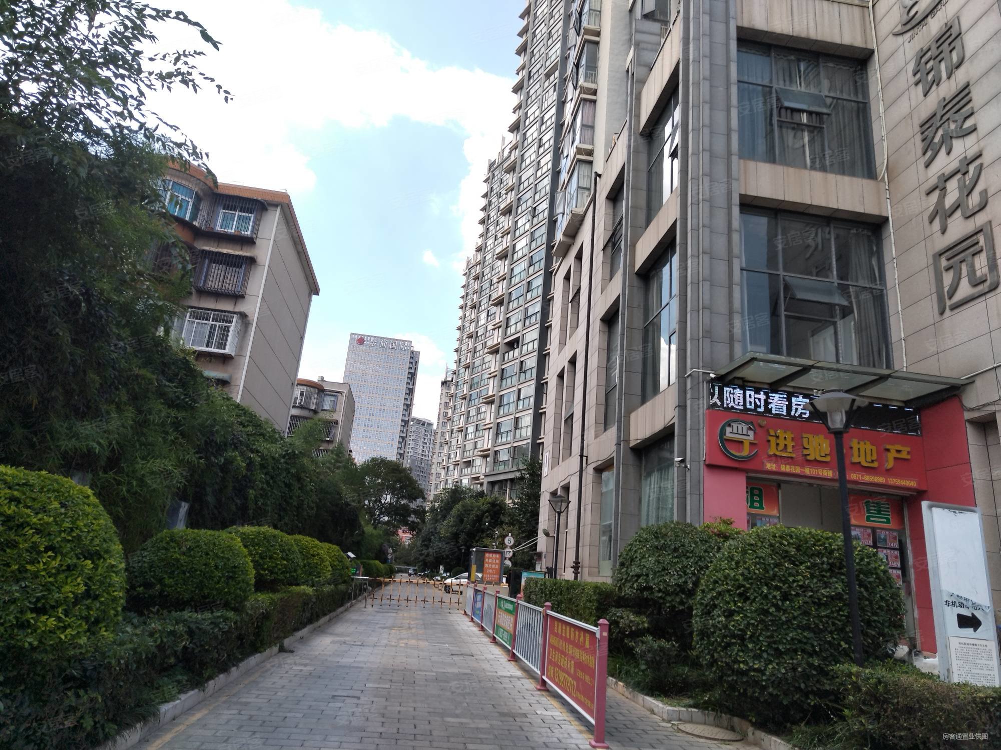 瑞鼎城旁锦泰花园大2室90万户型方正装修漂亮位置安静