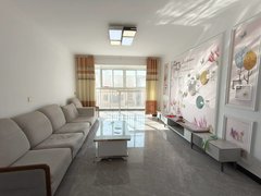 兰考兰考县兰考县城弘华丽景精装修三室两厅两卫南北通透家具电器齐全，拎包入住出租房源真实图片