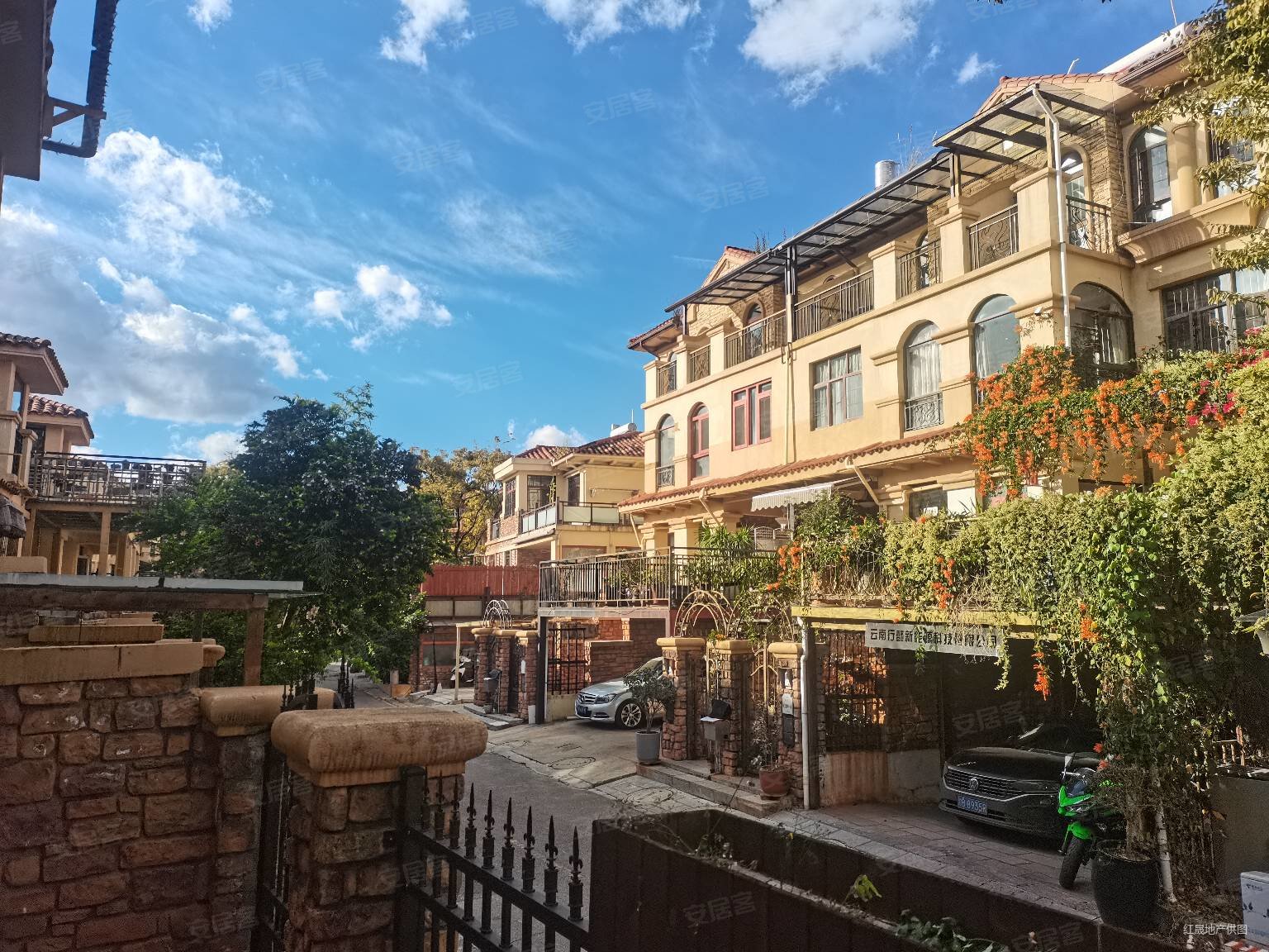 滇池卫城滟澜湾别墅