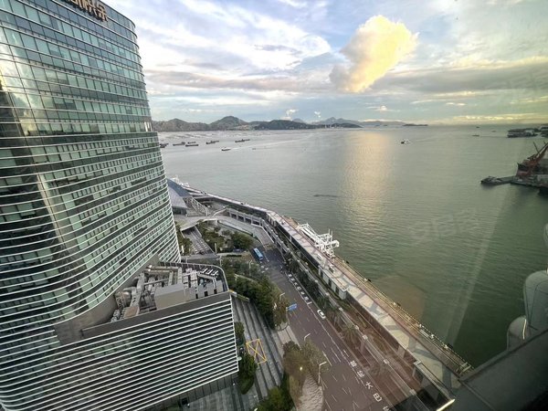 深圳南山蛇口招商太子湾商务广场招商太子湾湾玺 全新家私 高层看海景