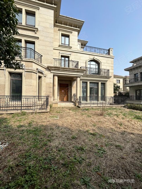 钓鱼台别墅5室2厅5卫550.09㎡南1300万