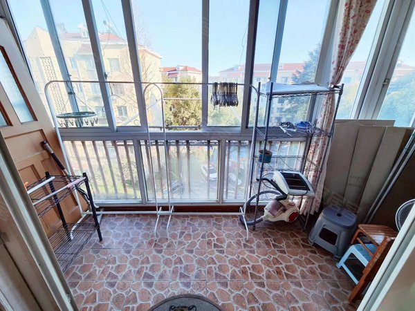 上海闵行颛桥银桥花园银桥花园!可以年后起租!可以办居住证!