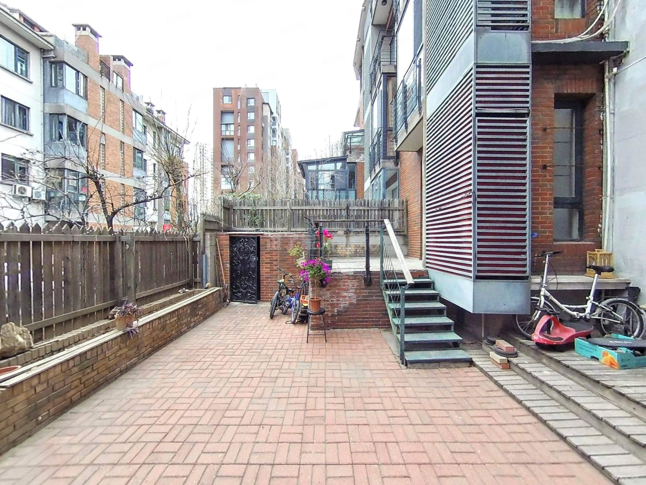 59平米 南北通透,万科水晶城香溪园二手房,630万,4室2厅,2卫,154.