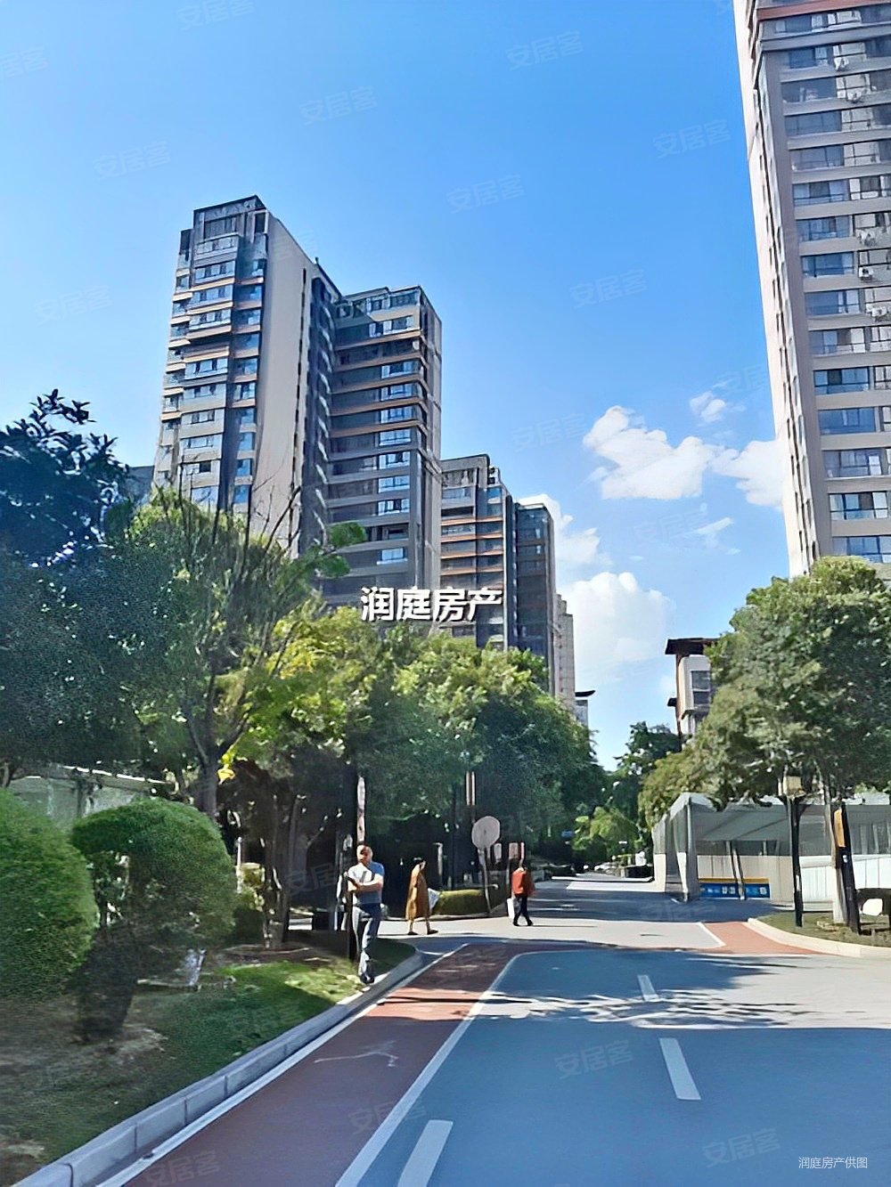 急售价好谈,东二环地铁口高端园林社区,南北通透精装修,恒基碧翠锦华