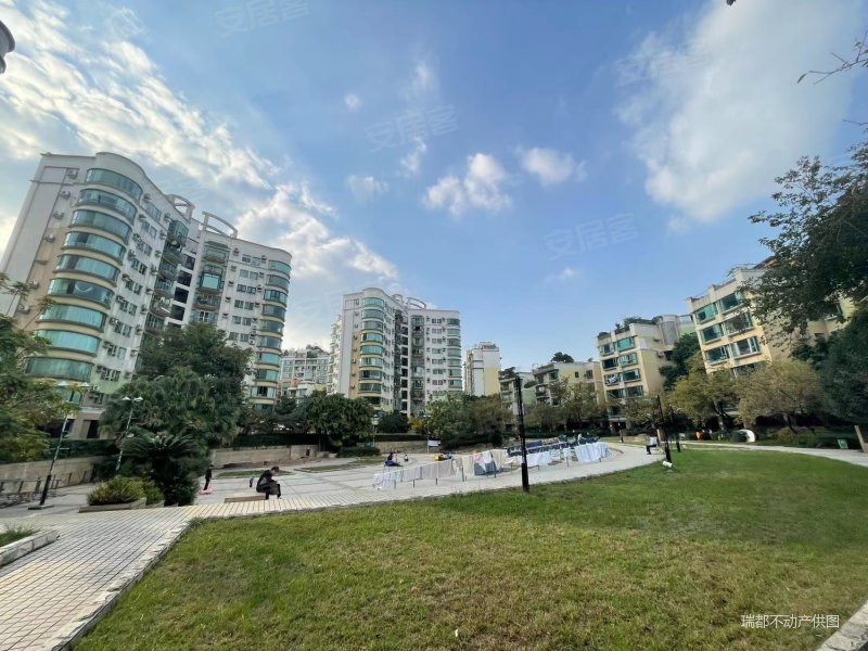 71万平 只卖1周,银都花园二手房,298万,4室2厅,2卫,171平米-成都安居