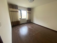 巴音郭楞库尔勒东站新市区 塔指东路 十一中学附近 保利石油花园 带车位随时看房出租房源真实图片
