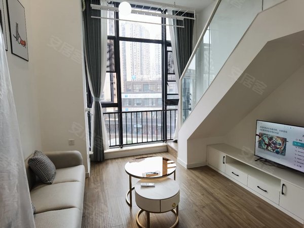 成都成华崔家店成华奥园广场(三期)精装loft套一,白色ins风,实拍实拍