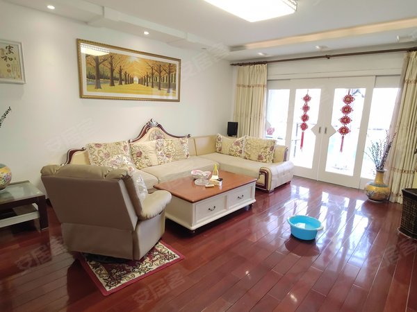 苏州太仓城厢上海花园超大面积 全新精装 诚心租 随时看出租房源真实