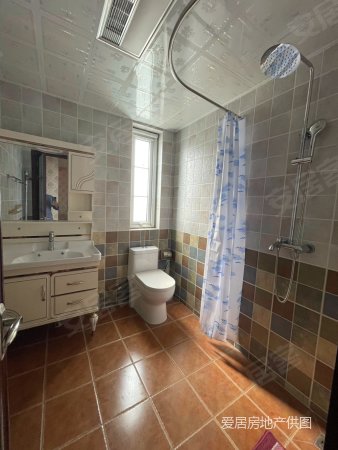 孔雀城八期瞰璟园满五  家具家电全送客厅带挑空