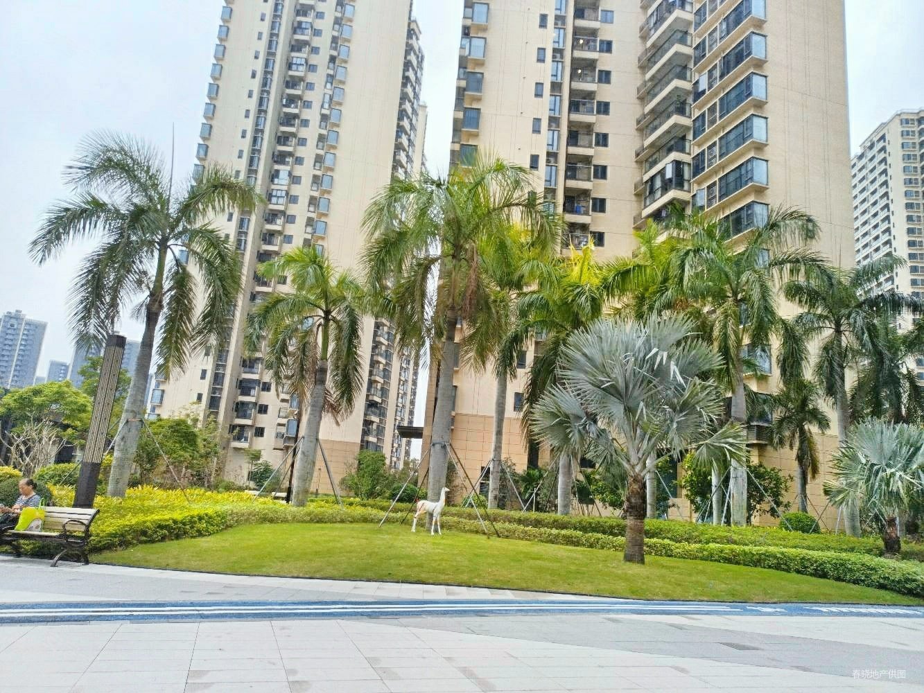 横沥镇中心招商雍景湾精装三房200万带车位配套齐全拎包入住