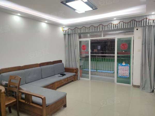 深圳布吉丹竹头金龙豪庭丹竹头地铁站200米 小区房 通燃气 三房一厅