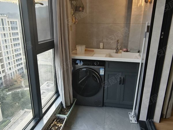 金华东阳横店绿城桂语江南绿城四房改三房，诚心出租！配套齐全出租房源真实图片