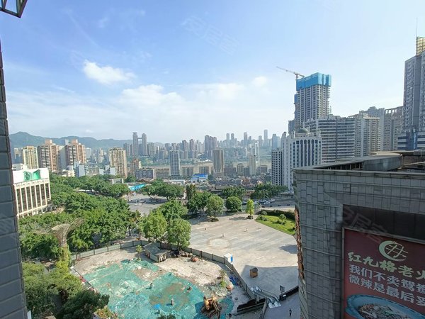 重庆渝中解放碑美力大厦解放碑 好吃街楼上 得意世界旁 精装大一房