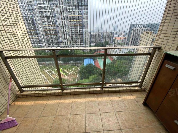 广州海珠广州塔泓景花园(b区)泓景花园(b区) 2室2厅1卫 南北通透 配套