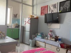 固原原州新时代购物中心民生园步梯四楼一室房子干净整洁，带家具家电拎包入住出租房源真实图片