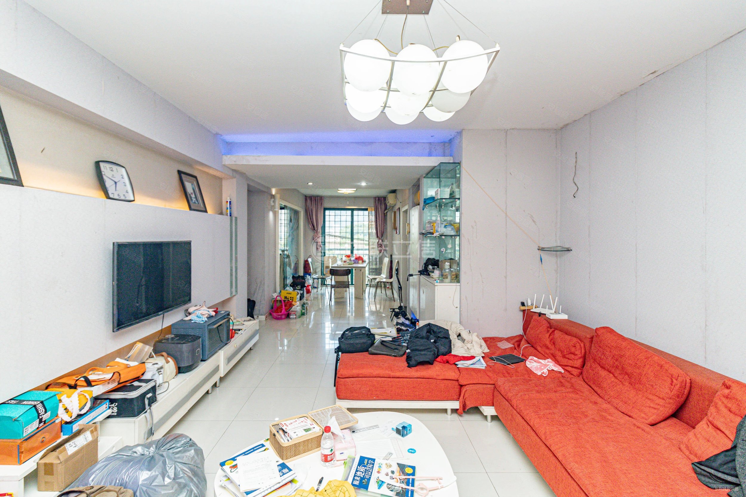 五四北,地铁口,电梯3房,居家精装修,南北通透,大阳台,枫丹白鹭一至