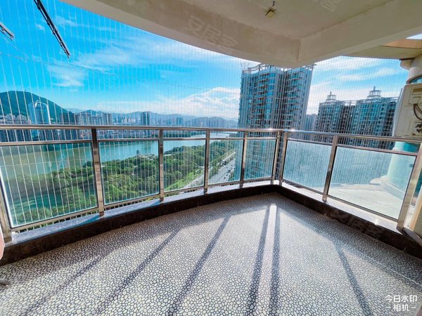 泉州南安南安市区皇家滨城皇家滨城 高层一线江景 看房有钥匙出租房源