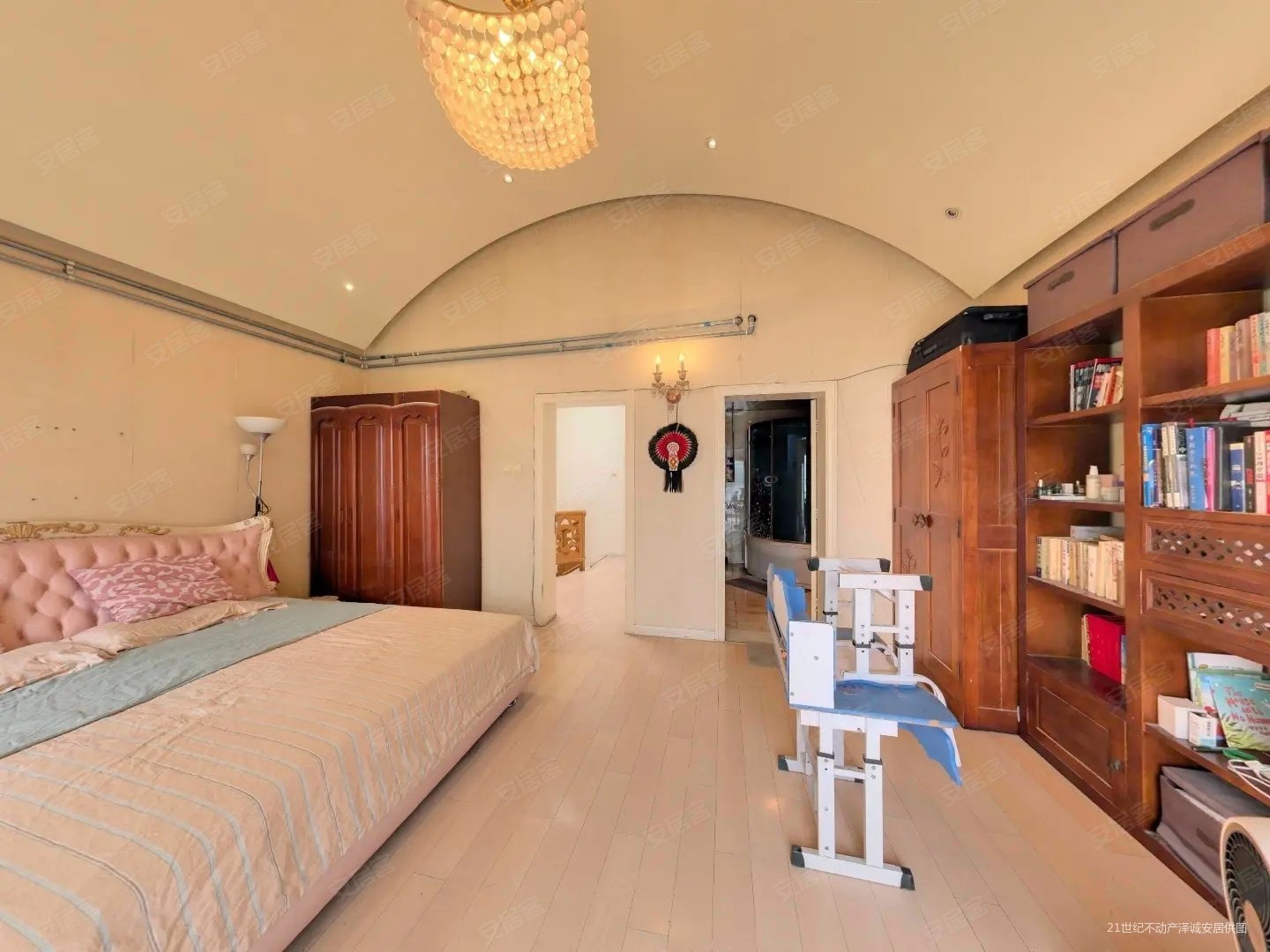 一栋洋房5室2厅2卫203.13㎡南北1100万