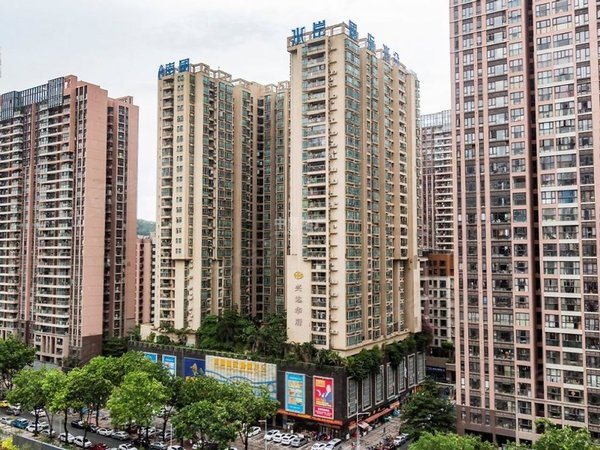 深圳宝安领航城兴达华府笋盘出租!