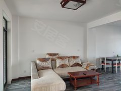 龙口西城区北马大街新港花园两室两厅精装年租1.2万出租房源真实图片