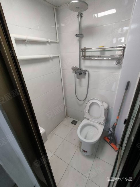 高井小区满五业主新房已定诚心出售