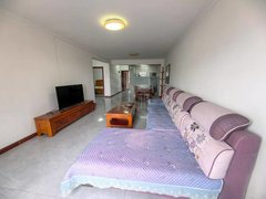 银川贺兰朔方北街宝庆国际花园7楼2室带家具家电年租13500包物业暖气电梯费出租房源真实图片