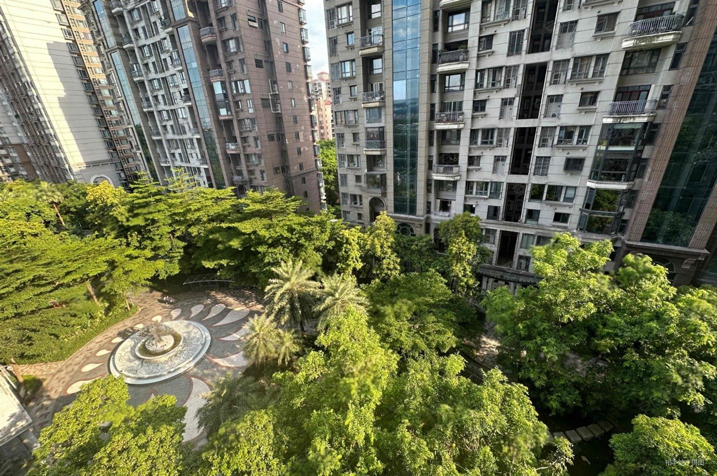 汇景新城中央庭院