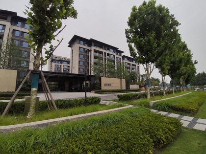 绿都青云叙户型有哪些?怎么样,好不好_李松解读:小区在售95平110平三.